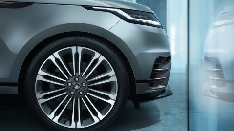 RR_Velar_24MY_Detail_01.jpg