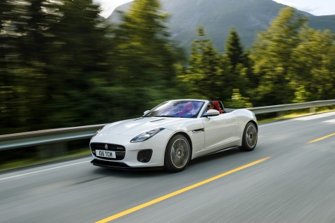 Jaguar_F-TYPE_18MY_Convertible_04.JPG